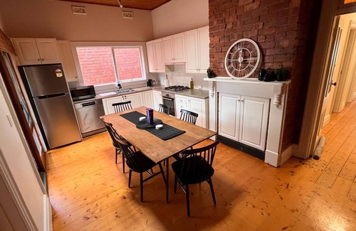 Saint Kilda South Maison | Period Home in Best Location in St Kilda
