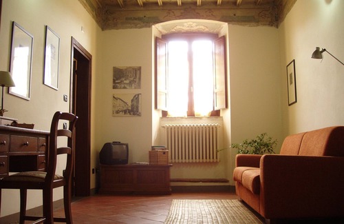 Citta di Castello Maison | Résidence d'époque, dans le centre historique, appartement pour cinq personnes.