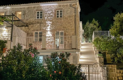Rezevici Maison | Perla di Pietra - Authentic stone house in a beautiful Mediterranen village