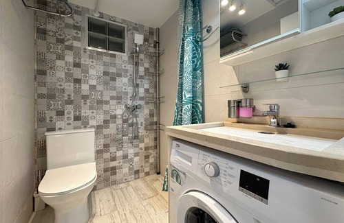 Cuatro Caminos Appartement | Peron Studio 8