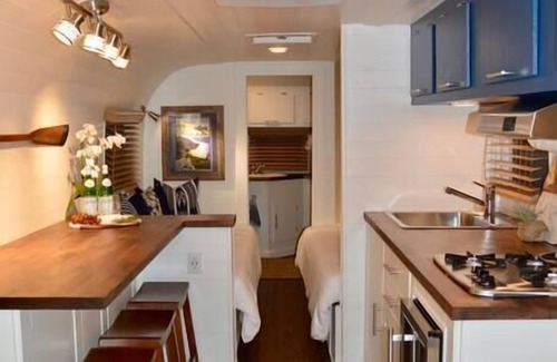Waldport Maison | Perpetua - notre remorque vintage confortable sur la côte de l'Oregon