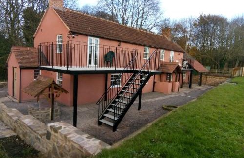 Gloucester Maison | Pershbrook Cottage & Garden