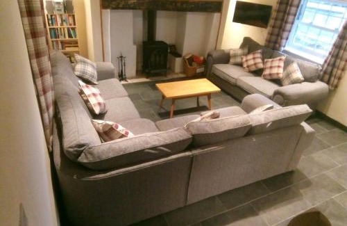 Gloucester Maison | Pershbrook Cottage & Garden
