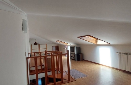 Ilhavo Maison | Perto da Ria de Aveiro, Perto das Cidades de Ílhavo e Aveiro, no Meio do Campo