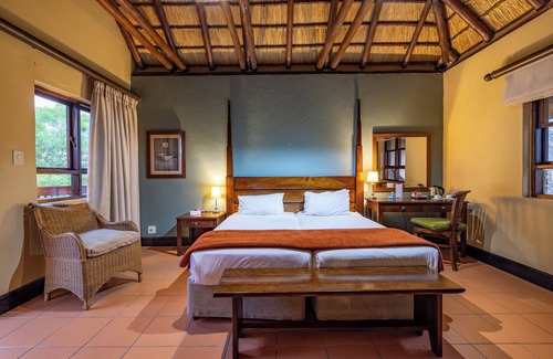 Malelane Cabine | Pestana Kruger Lodge