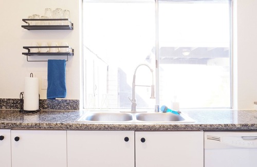 Spring Valley Maison | Pet Friendly 2-bedroom townhome in Las Vegas 3 miles from Strip