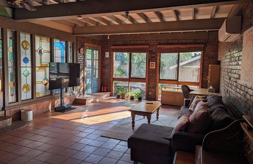 Essendon Maison | Pet Friendly 5 bedroom historical home with unheated pool.