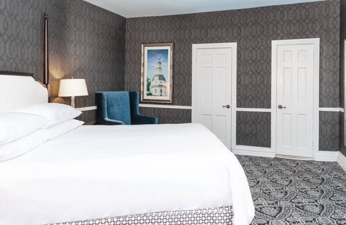 Historic District Hôtel | Pet-friendly Accommodation at Historic Inns of Annapolis! Enjoy Historic Views!