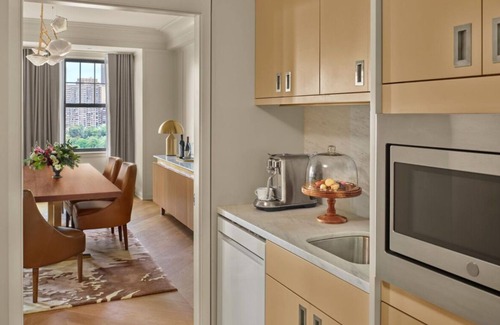 Back Bay East Hôtel | Pet-friendly Accommodation with Scenic Views! Short Walk to Frieda Garcia Park