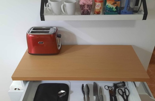 West New York Appartement | Pet Friendly Apartment minutes from NYC!