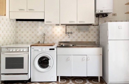 Borzonasca Appartement | Appartement adapté aux animaux domestiques avec vue sur les montagnes, piscine partagée et Wi-Fi.