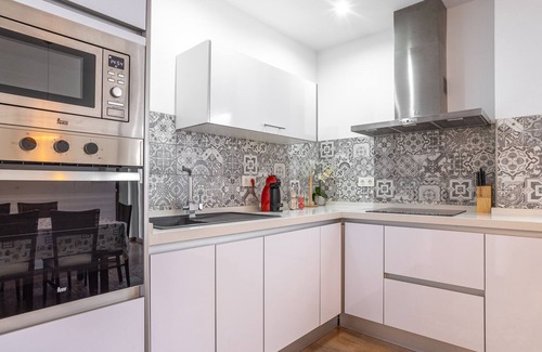 Playa Granada Appartement | Pet-Friendly Apartment 'Puerto Motril' close to the Sea with Terraces & Wi-Fi