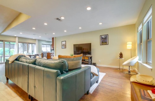 Barton Hills Maison | Pet-Friendly Austin Home with Private Yard!
