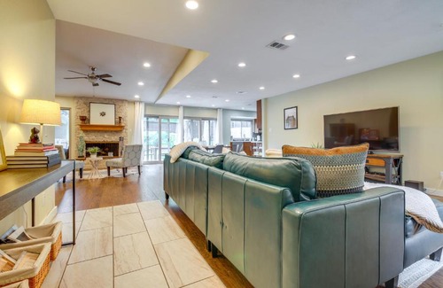 Barton Hills Maison | Pet-Friendly Austin Home with Private Yard!