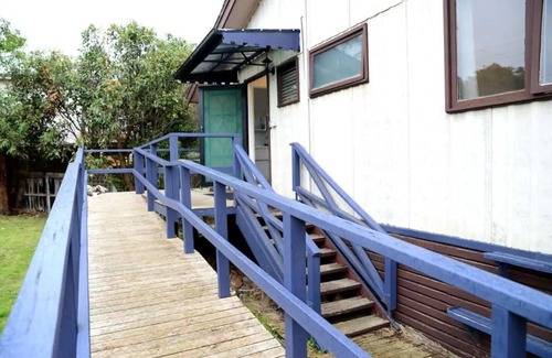 Ventnor Maison | Pet friendly BeachShack w/ Ocean View and Access