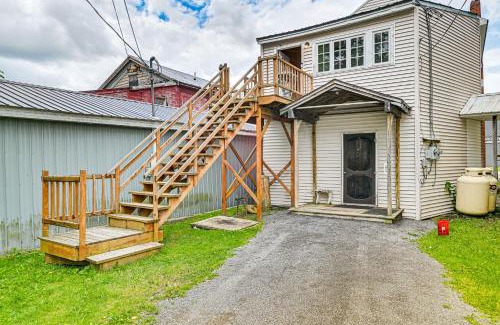 Boonville Appartement | Pet-Friendly Boonville Apt with Deck on Main Street!