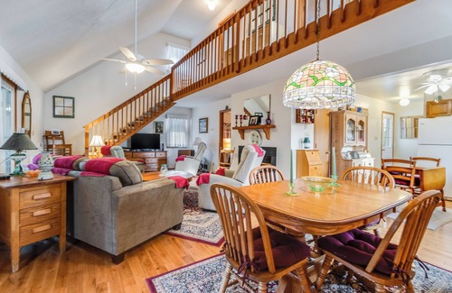 Broadkill Beach Maison | Broadkill Beach retreat—where coastal living, natural beauty, and relaxation come together in perfect harmony!