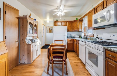 Broadkill Beach Maison | Broadkill Beach retreat—where coastal living, natural beauty, and relaxation come together in perfect harmony!