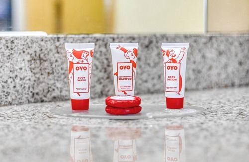 Grenada Hôtel | Pet-Friendly Budget Stay Near Sonic, Dairy Kream & Local Restaurants