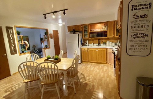 Kohls Ranch Cabine | Pet-friendly cabin by the creek backing forest service