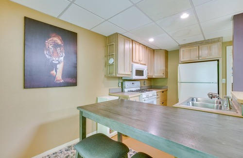 Conyers Cabine | NEW! Pet-Friendly Conyers Cabin - 23 Mi to Atlanta