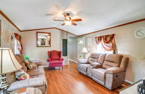 Corbin Maison | Pet-Friendly Corbin Vacation Rental about 4 Mi to Town