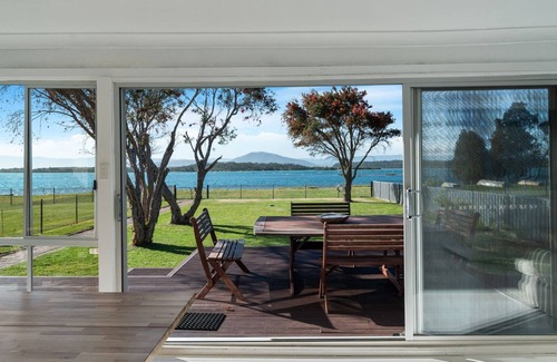 Orient Point Maison | Picturesque 4-Bedroom Pet-Friendly Escape with Direct Access to Crookhaven River