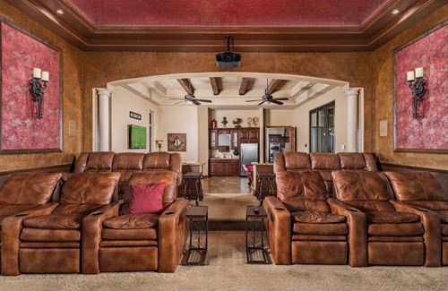 Desert View Village Maison | Pet Friendly, Extravagant North Scottsdale Estate - Theater, Bball and more!