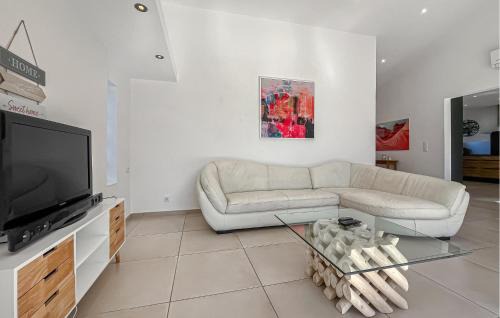 Serviers-et-Labaume Maison | Pet Friendly Home In Serviers-Et-Labaume