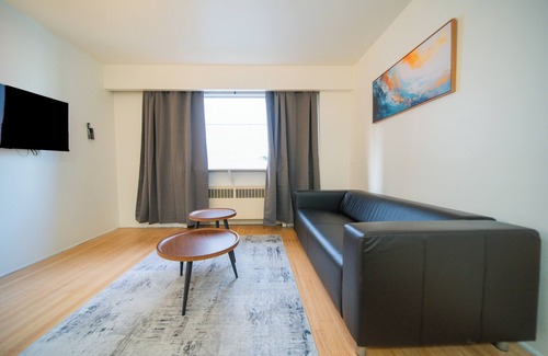 West End Appartement | Pet Friendly Furnished 1 Bedroom @1925 Nelson