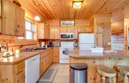 Garrison Maison | Pet-Friendly Garrison Retreat