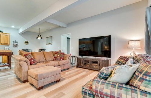 Cleveland Maison | Pet-Friendly Georgia Home with Pool Access!