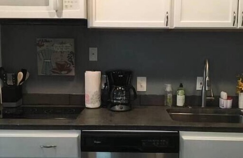 Downtown Omaha Maison | The Barker Cottage Su
