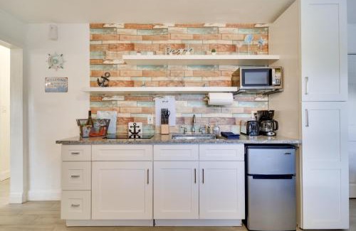 Bayview Maison | Pet-Friendly Gulfport Home Walkable Location!