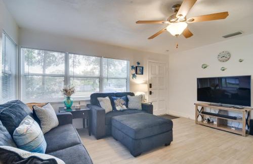 Bayview Maison | Pet-Friendly Gulfport Home Walkable Location!