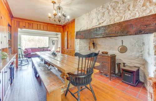 East Stroudsburg Maison | Pet Friendly Historic East Stroudsburg Manor