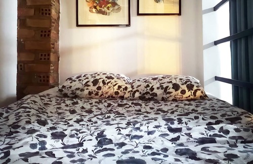 Granada Cottage | Pet-Friendly Holiday Home Casa Encarnacion with Mountain View, Pool & Wi-Fi