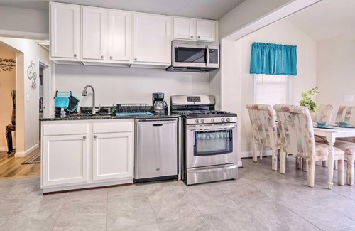 Suitland-Silver Hill Maison | Pet-Friendly Home Less Than 6 Mi to National Mall!