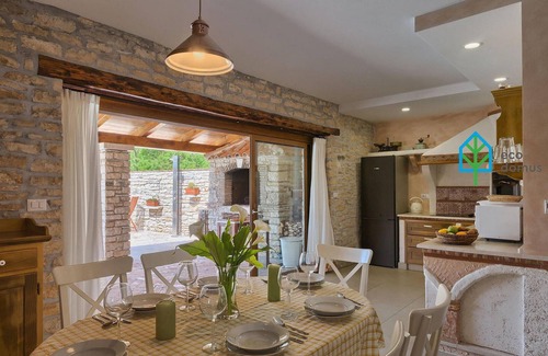 Sajini Maison | Villa Milica
