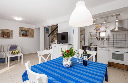 Brzac Maison | Belle maison à Brzac avec WiFi
