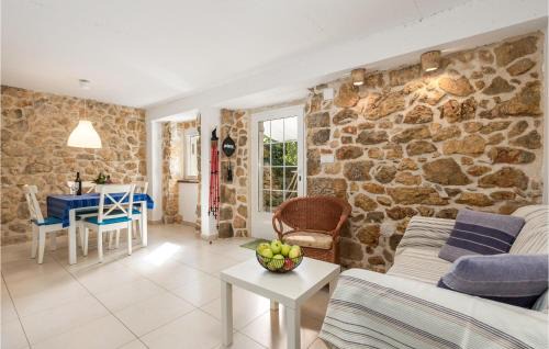 Brzac Maison | Pet Friendly Home In Brzac With Wifi