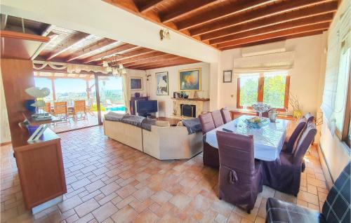 Kato Diminio Maison | Pet Friendly Home In Kiato With Sauna