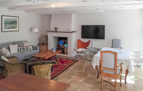 Royeres Maison | Pet Friendly Home In Royères With Wifi
