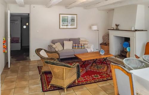 Royeres Maison | Pet Friendly Home In Royères With Wifi