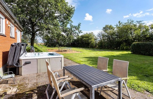 Spøttrup Maison | Pet friendly home in Spøttrup with WiFi