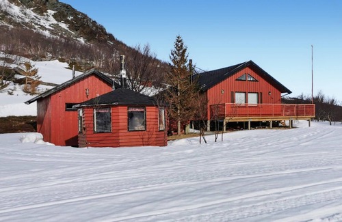 Masy Maison | Pet friendly home in Snefjord with sauna