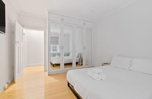 Bellevue Hill Appartement | Pet-Friendly Home Just Minutes from Bondi Beach