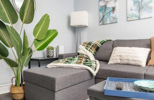 Centretown West Appartement | Pet-Friendly Home Near Chinatown & Little Italy