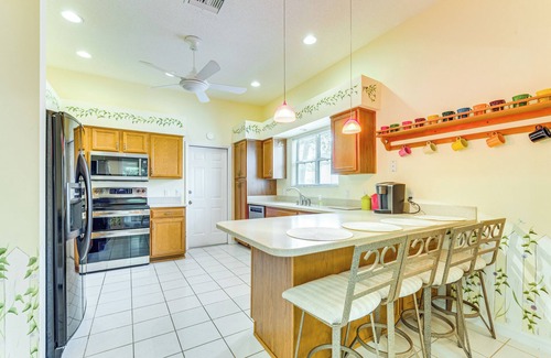 Mira Mesa Maison | Pet-Friendly Home w/Golf Cart in The Villages!