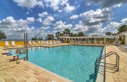 Mira Mesa Maison | Pet-Friendly Home w/Golf Cart in The Villages!